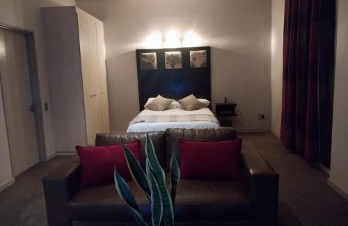 Downtown Johannesburg Apartment | Urban City Kraal at Mapungubwe Hotel