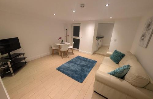 Uplands Apartment | Urban Comfort – 1 Bedroom Flat near Swansea Marina