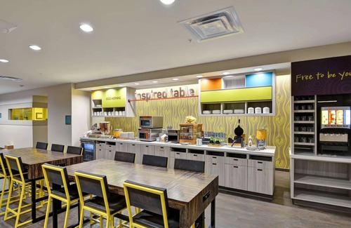 Terrace Park Hotel | Urban Escape: 4 Pet-friendly Units. FREE Breakfast, Pets Allowed, Pool!