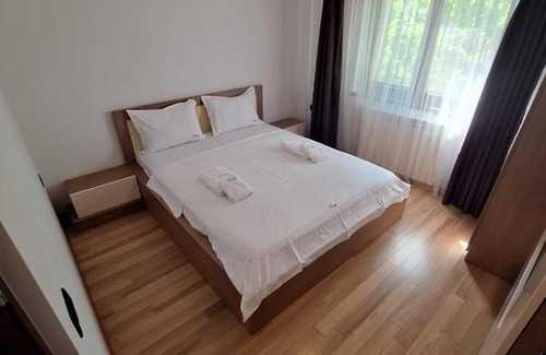 Suceava Apartment | Urban George Enescu 4 BeedRoom Apartment Suceava