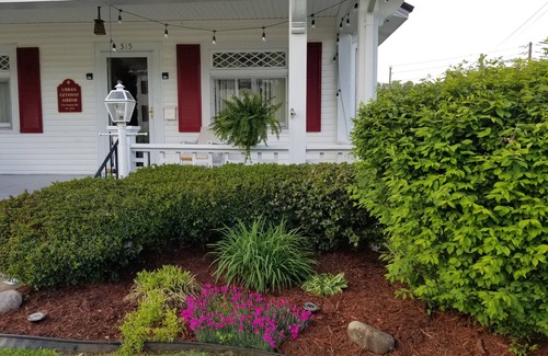 Maysville House | URBAN GETAWAY - .6 Downtown Maysville/Entire House