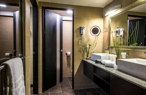 San Jose Hotel | Urban Green Hotel & Suites