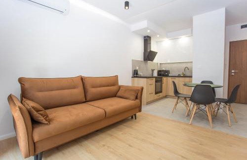 Bialystok Apartment | Urban Jungle apartament Emily