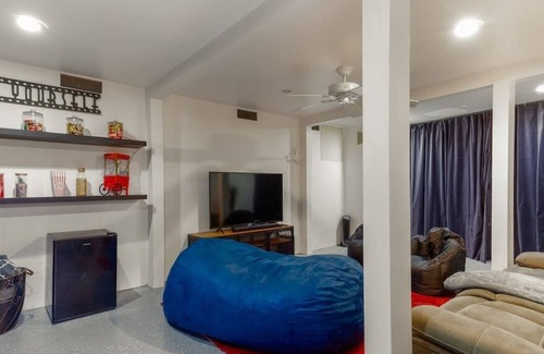 Logan Heights Apartment | Urban Jungle Garage House with Bar and Theatre