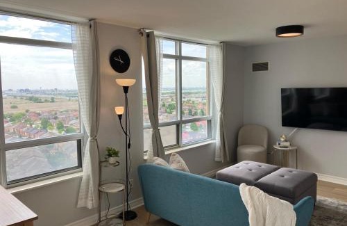 Humberwood Apartment | Urban Lifestyle Meets Prime Location