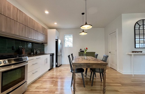 Federal Hill Apartment | Urban Loft Vibe in Historic West End