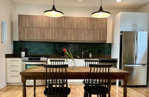 Federal Hill Apartment | Urban Loft Vibe in Historic West End
