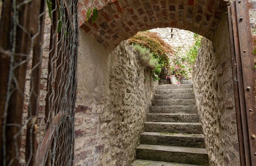 Blois Cottage | Urban loft with all comforts-Pool & Jacuzzi in summer-Accueil Vélos Motos