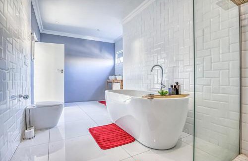 Greater Johannesburg Metropolitan Area Apartment | Urban Nest Retreat
