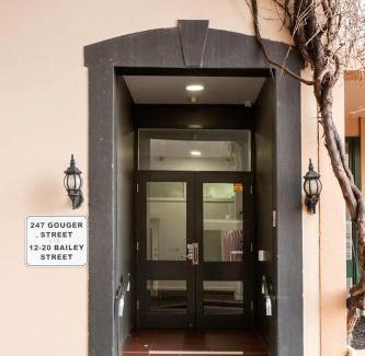 Adelaide Central Business District Hotel | Urban Oasis Chic CBD Suite with WiFi - Walkable