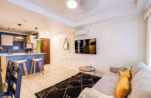 Santa Ana Apartment | Urban Oasis in Santa Ana Centro: 2BR & Terrace near Everything