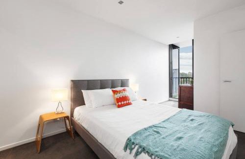 Richmond North Apartment | Urban Oasis in the Heart of Richmond Cultural Hub