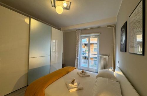 Quartiere XX Ardeatino Apartment | Urban Oasis Near Appia Antica Park