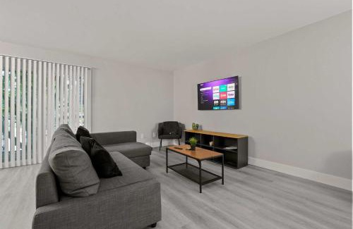 Rochester Apartment | Urban Oasis Sleek Cozy & Well-Located
