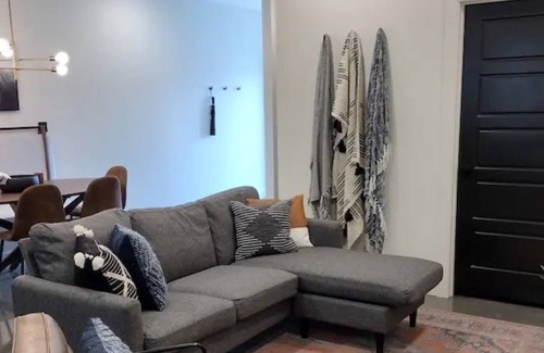 Conway House | Urban Oasis