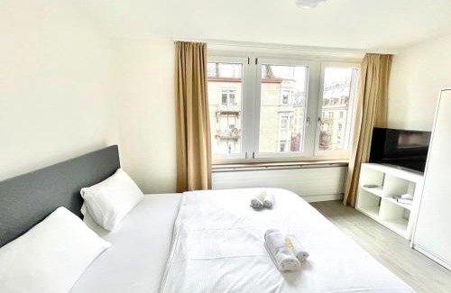 Sihlfeld Apartment | Urban Oasis with Queen Bed and View BE-18