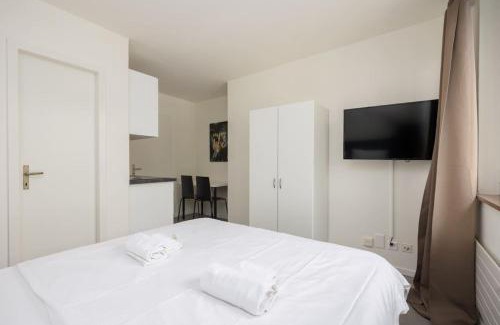 Sihlfeld Apartment | Urban Oasis with Queen Bed and View BE-53