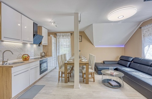 Zagreb Apartment | Urban Oasis With Terrace And Parking