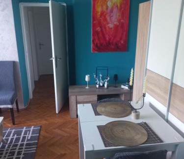 Zvezdara Apartment | Urban Panorama