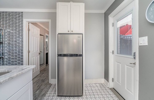 Nashville Cottage | Urban Pearl-2 Bedroom & Private Patio-in Midtown
