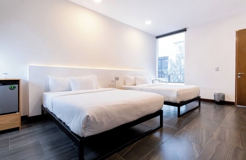 La Paz Hotel | Urban Puebla by Grupo Amber