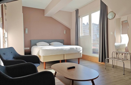 Centre Ville Hotel | Urban Style Hotellerie du Cheval Noir