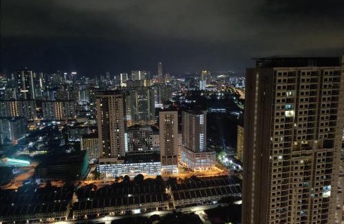 George Town Apartment | Urban Suites 3 Rooms, Cat Theme & Romantic