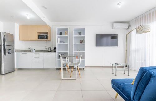 Curridabat Apartment | Urban Vista iFreses, 2nd floor! AC, TV and Pool