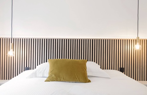 Dansaert Bed & Breakfast | Urban Walls