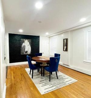 Montclair Apartment | Urban Zen