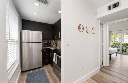The Roads Apartment | URBAN4-2 | relax after exploring like a chic local