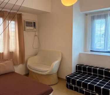 Ermita Apartment | UrbanhavenCozyFamilybedroom