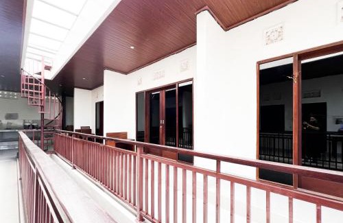 Monang Maning Hotel | Urbanview Hotel Arta Guna Casa