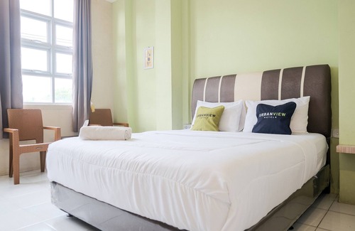 Jambi Hotel | Urbanview Hotel Ta Ke Jelutung Jambi
