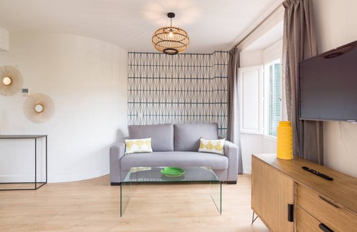 La Merced Apartment | Urbe10 Plaza de la Merced 2BED ( 3J)