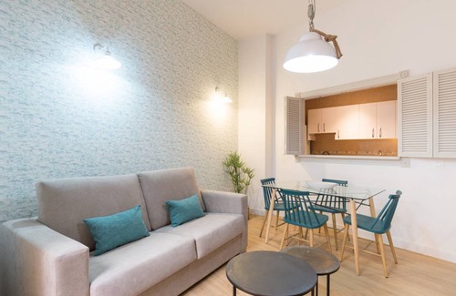La Merced Apartment | Urbe10 Plaza de la Merced 1 Bedroom Apartment (2A)