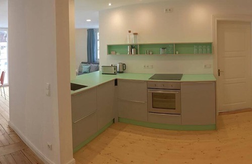 Thalkirchdorf Apartment | Urlaubsfreuden für Sonnenhungrige Hier ist es Nicht nur die 23 qm Große West-ter
