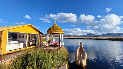 Puno Cabin | Uros Lodge Perú