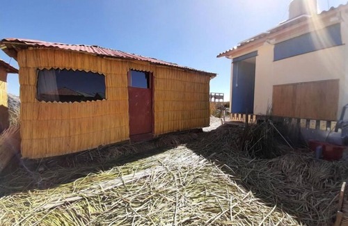 Puno Cottage | Uros lodging & Experience
