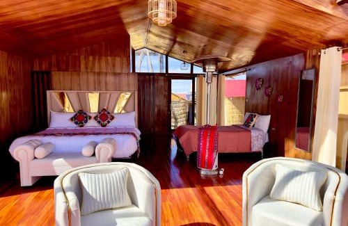 Puno Cabin | Uros Qhantany Lodge