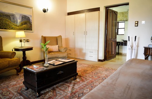 Victoria Falls Cabin | Ursula's Homestead