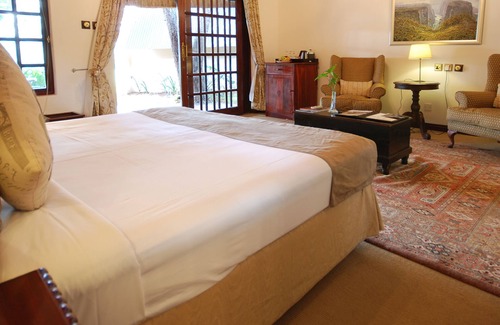 Victoria Falls Cabin | Ursula's Homestead
