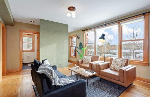 Elliot Park House | US Bank - Downtown Mpls - Convention Center