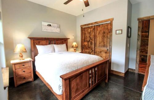 Columbia Falls House | Heavenly Cabin Nestled Among the Towering Trees in Montana