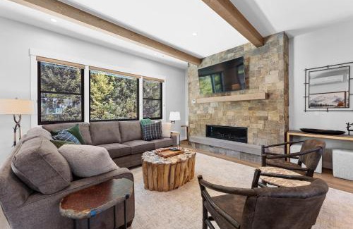 River Run Villa | Alcove 75 by Summit County Mountain Retreats