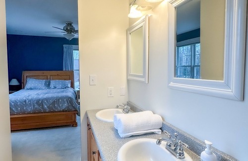 Waterbury House | Amazing views, near Stowe and Waitsfield
