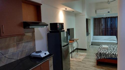 Ermita Apartment | USA embassy front suite Pearl of the Orient