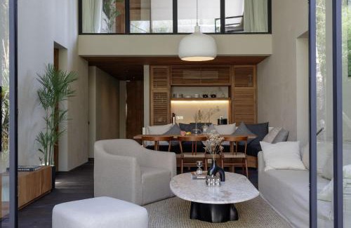 Beraban Villa | Usawa by OXO