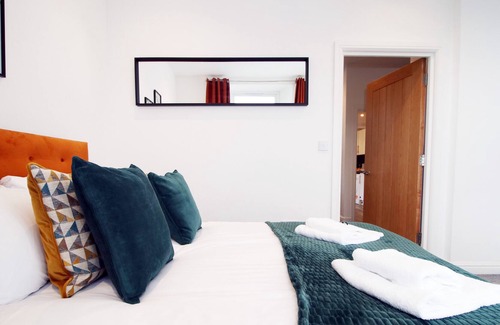Newport Apartment | Usk Way by Tŷ SA in Newport