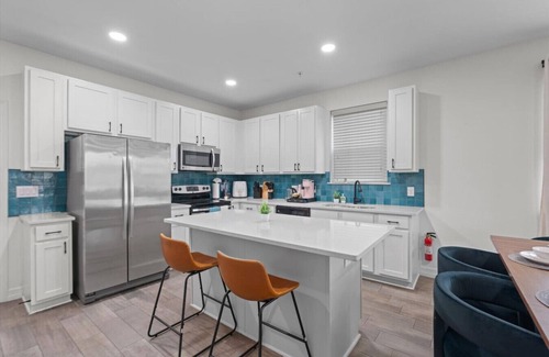 North University House | UT Home w/Games! | Great for UT Games and DTX!